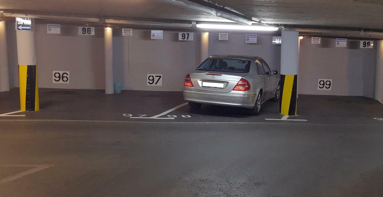 Apartment In The Center Of Budapest -Free Garage Parking Buitenkant foto